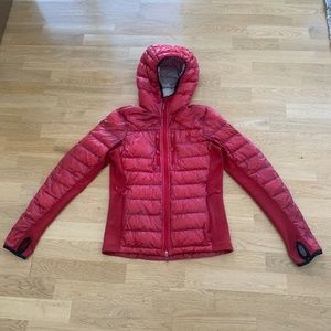 Canada Goose, Women's Lite Tech Down Hoody, Red, Size S